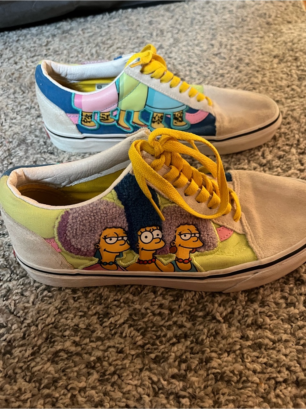 Women’s vans old skool limited edition the Simpsons “The Bouviers” sneakers